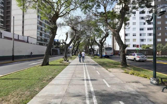 Relájate y recarga entre San Isidro y Miraflores