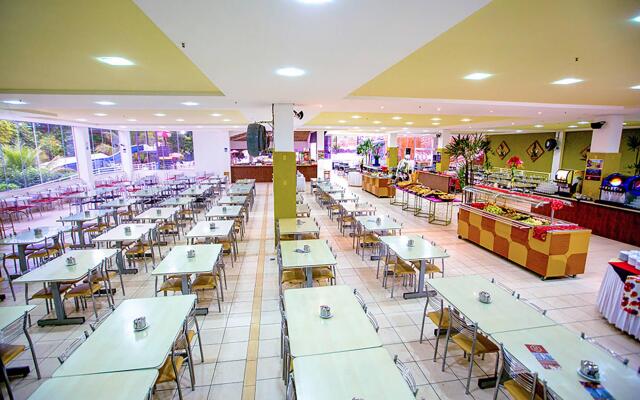 Golden Dolphin Grand Hotel