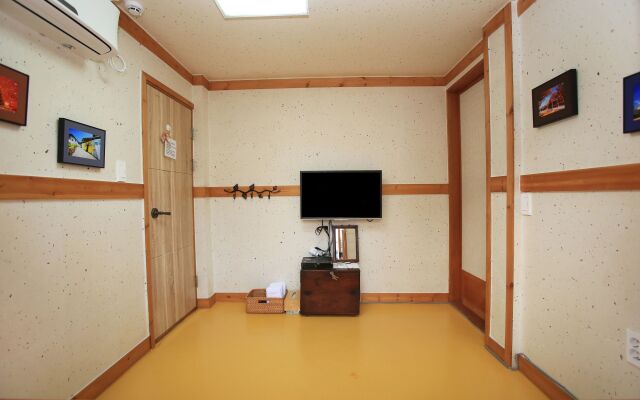 Saekdongjeogori Guesthouse