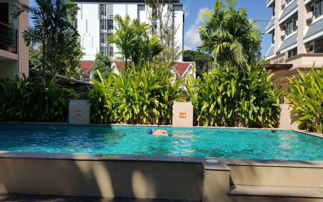 Sakulchai Place Hotel