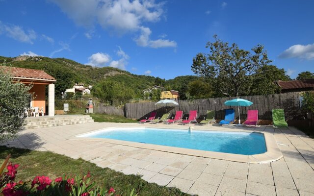 Luxurious Villa in Thueyts with Private Pool