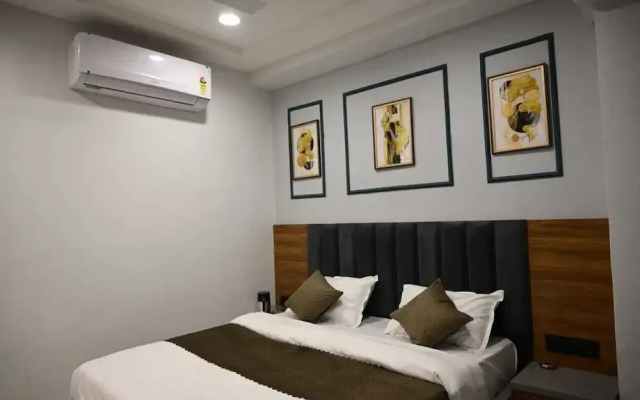 Hotel Sky Gold