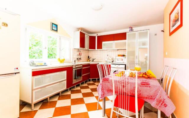 Holiday Home Villa Pindo