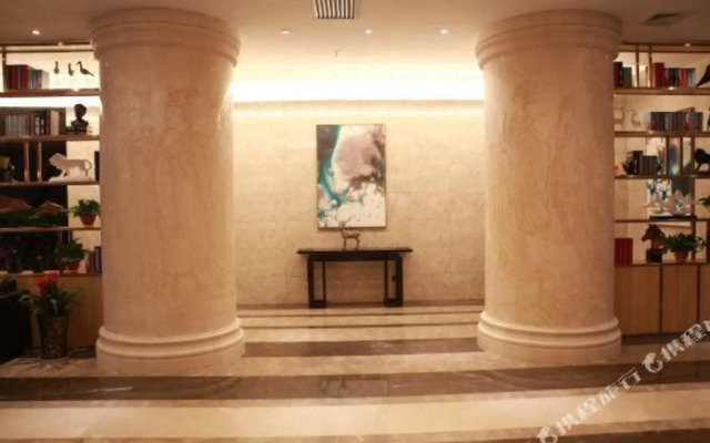 Zhouzhi Yibo Hotel