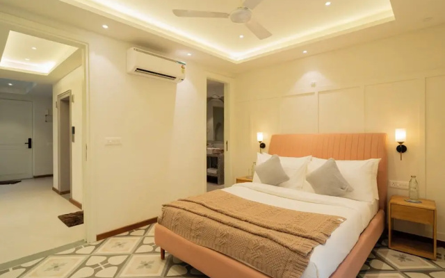 ELIVAAS Solace Teal 5 BHK Villa
