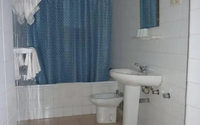 Hostal Versalles