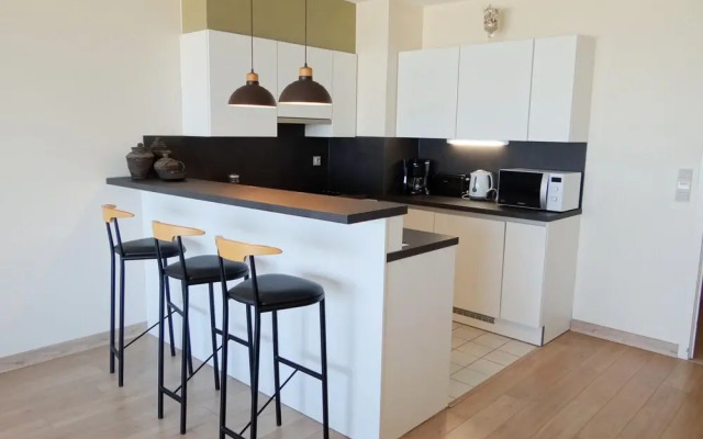 Couple Stay Near Beaches