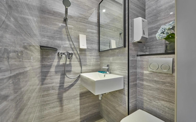 Hotel 81 Orchid