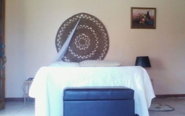 Dolphin Bay Yoga Guest House