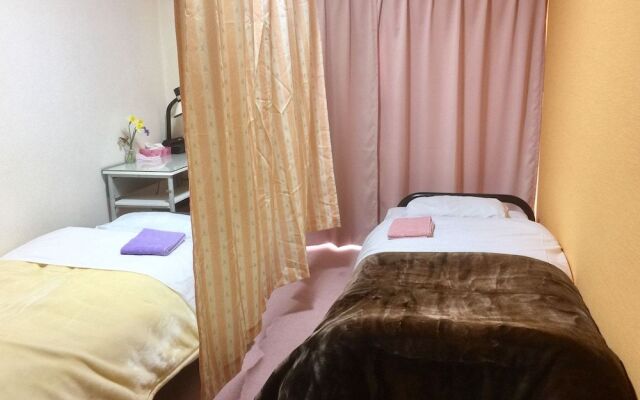 Backpackers DORMS MIWA - Hostel