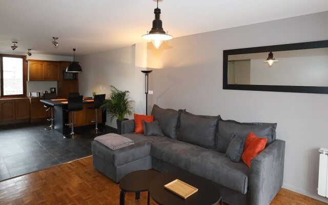 Le Grand Large in Annecy- lake view