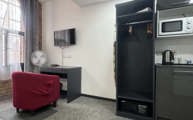 Nottingham Citycentre-studio-free Parking-wifi