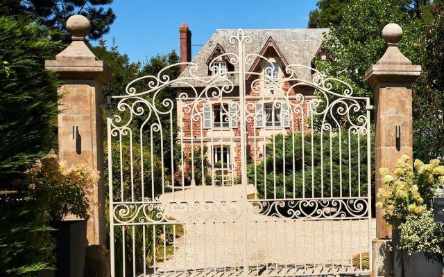 Manoir des Lions de Tourgéville