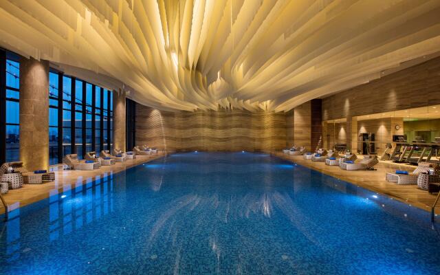 Hilton Wuhan Riverside