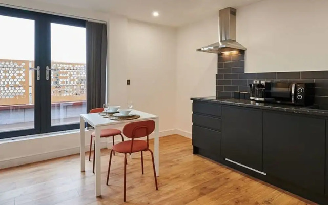 Host & Stay Balcony Room, Sevenstay Apartments