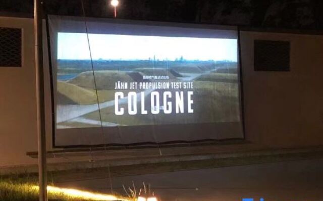 Zhuoyue Health Hot Spring Homestay