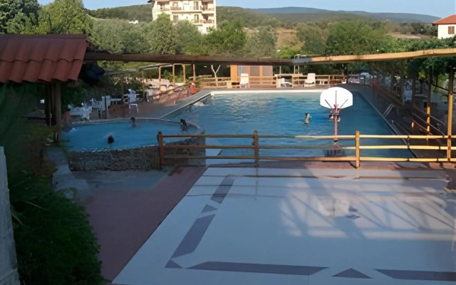 Athorama Hotel