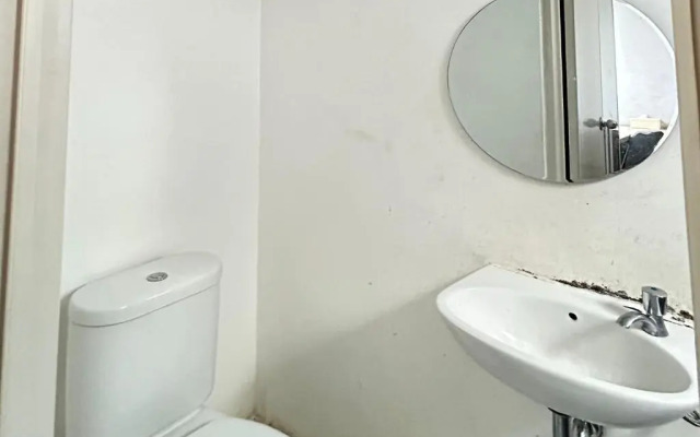 Bolang Room by OYO Rooms