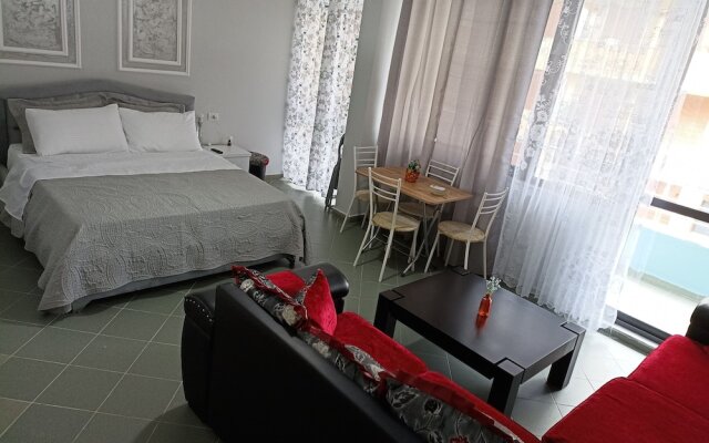 Elegant Beachfront Loft in Plazh