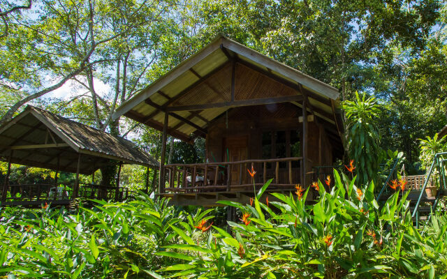 Khao Sok Riverside Cottage