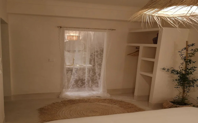 Riad Naanaa - Adults Only