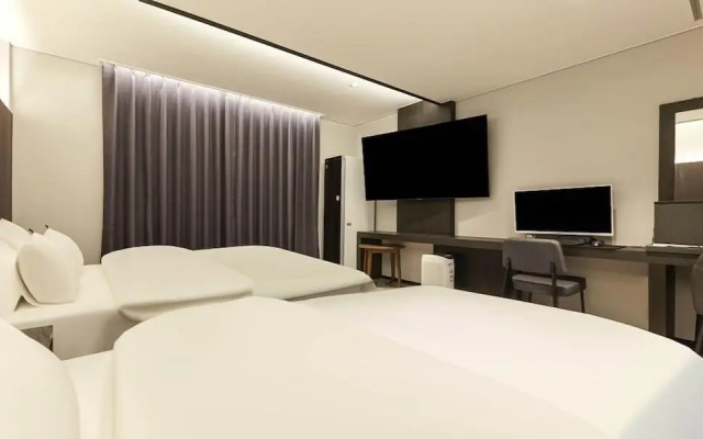 Wonju Central Hotel