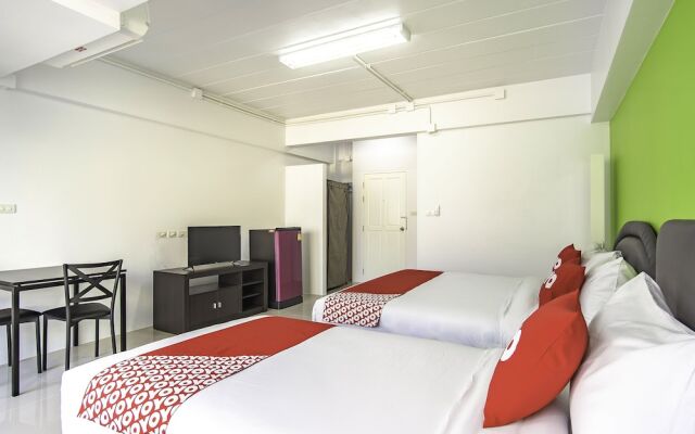 OYO 601 C W Mansion Phuket