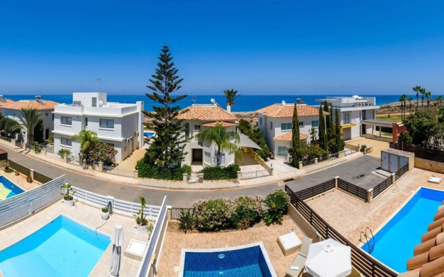 Nireas Seaview Villa