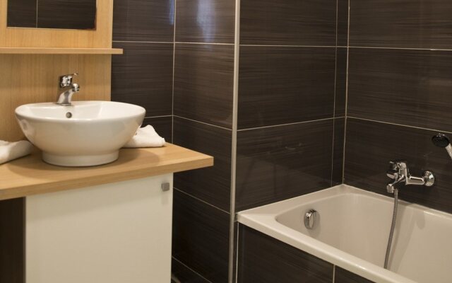 Comfort Aparthotel Frejus La Tour De Mare