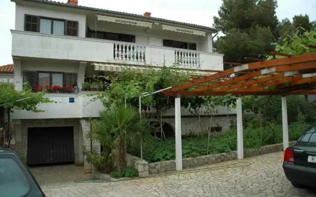 Apartments Jurina