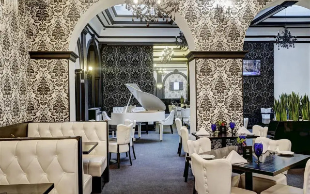 The Richmond Hotel Best Western Premier Collection