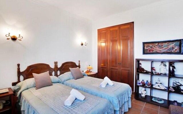 3 bedrooms villa with sea view enclosed garden and wifi at Los Realejos 3 km away from the beach