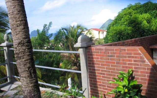 House with One Bedroom in Le Diamant, with Wonderful Sea View, Enclosed Garden And Wifi