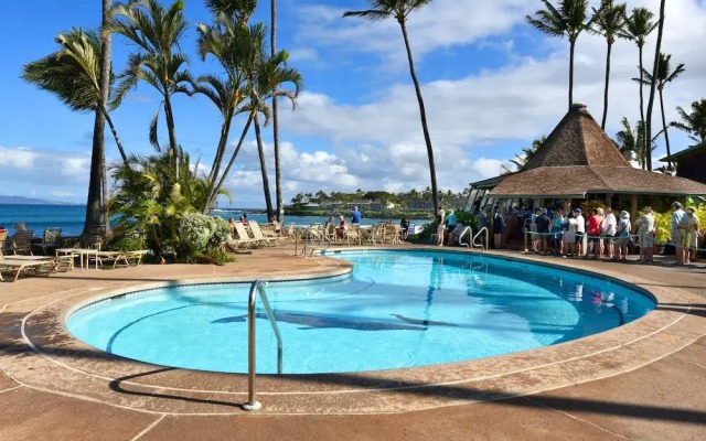 Napili Shores C116 by RedAwning