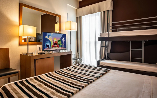 Sardegna Hotel, Suites & Restaurant