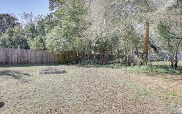 Cozy Jacksonville Home ~ 12 Mi to Downtown!