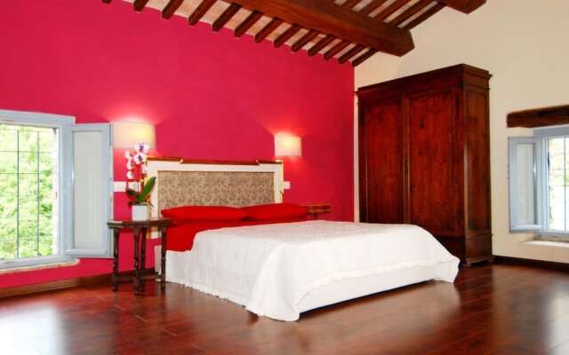 Amaranth House Rooms and Apartments