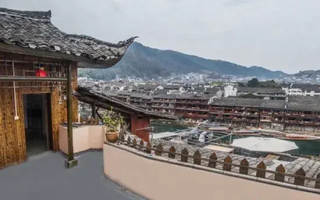 Jiangbei Linjiang Boutique Inn