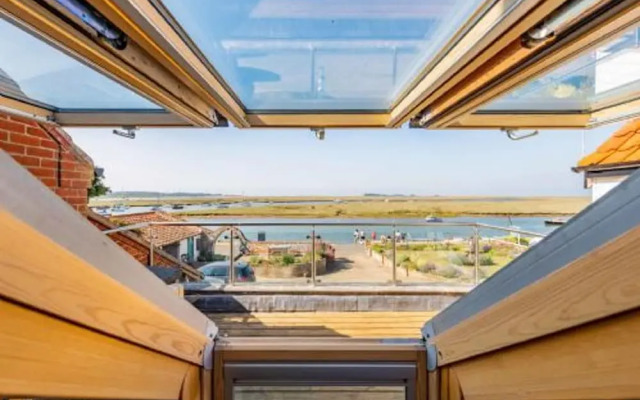 Host Stay Shipyard Studio