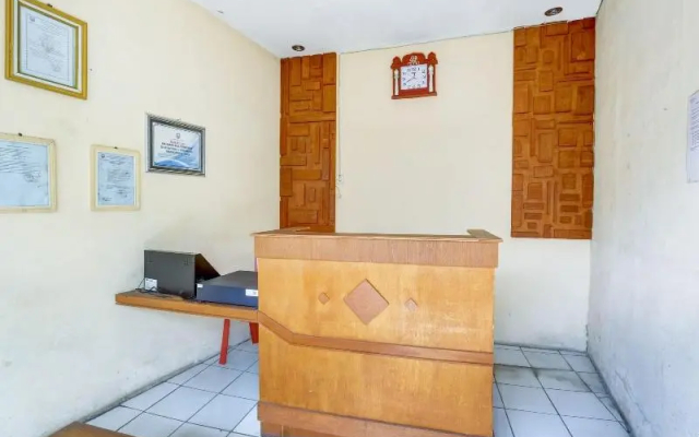 Spot On 90156 Hotel Ramayana