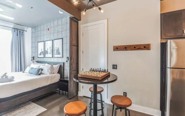 Music City's West End Retreat