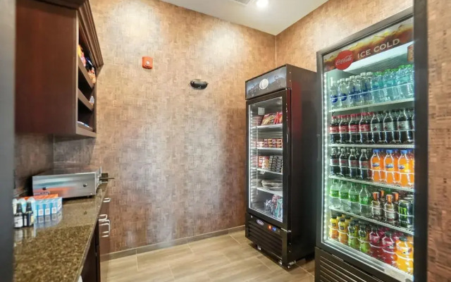 Cobblestone Hotel & Suites-Bellefontaine