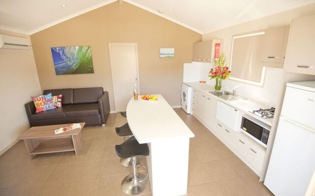 The Bowlo Holiday Cabins