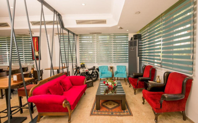 Mera Park Hotel