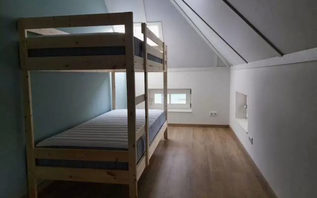 Comfortable Holiday Home With Garden