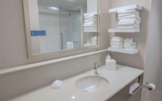 Hampton Inn by Hilton Amesbury
