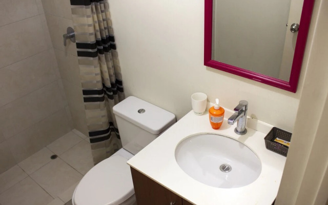 1206 - Ocean View Apartment with Pool - Pool One