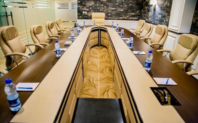 Saffron D'or Hotels Lahore