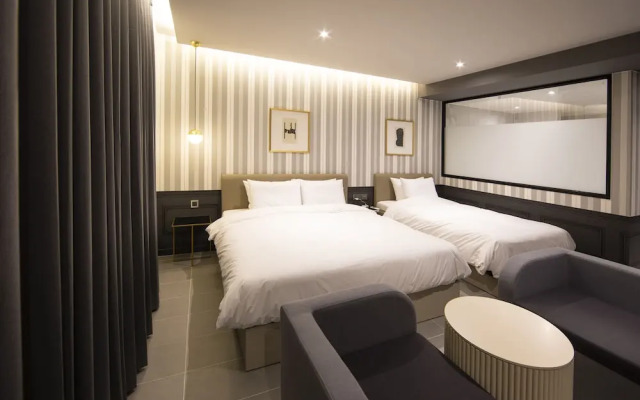 Brown Dot Hotel - Jangsaengpo