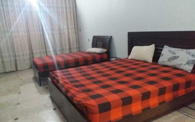 Elegant Palace Guest House